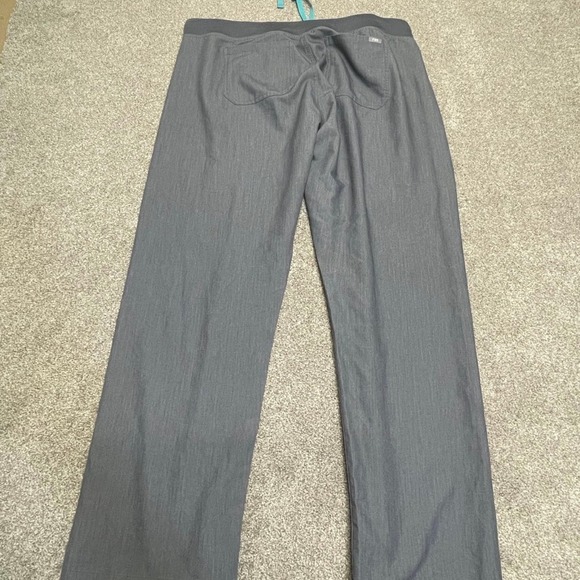 Figs technical collection womens scrub pants sz XXLARGE gray healthcareworkers - Picture 3 of 12